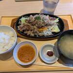 やよい軒 - 料理写真:
