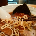 濃厚魚介らぅ麺 純 - 麺の断面