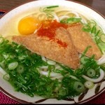 駅一食堂 とくやま - 月見きつね。フツーなうどん