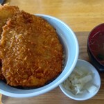 三峯山 大島屋 - わらじかつ丼￥1200