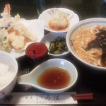 Washoku Iroha - 竹定食「天ぷら・たぬきうどん・小ごはん」1,000円