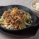 テキサスキングステーキ - 野菜たっぷり焼肉いため