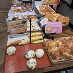 ベーカリーカフェクラウン - 