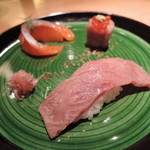 自家製スモークサーモン・雲丹いくら巻・牛にぎり・茗荷甘酢