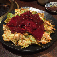 松阪苑 - 味噌ダレホルモンと焼き野菜の盛合せ