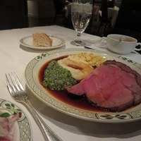 ロウリーズ・ザ・プライムリブ 恵比寿ガーデンプレイス店 - 