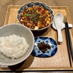 一碗水 - 料理写真:麻婆豆腐套餐