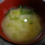 Yoshida Okonomiyaki - イリコ、昆布、カツオのダシ。母の味、心温まる味噌汁。