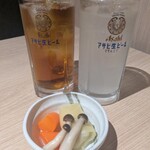 全席個室 はんなり邸 - お通しとドリンク