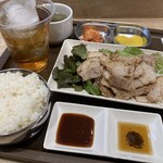 韓国料理 ホンデポチャ - 