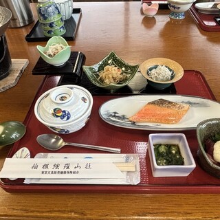 箱根強羅山荘_1