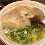 久留米ラーメン 来福軒 - 料理写真:ラーメン並(800円)。