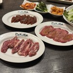 大衆炭火焼肉ジンギスカン ホルモン酒場 風土. - 