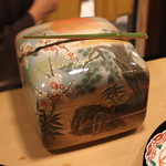 桜田 - 萩焼の陶芸作家 坂 高麗左衛門さんの二段重箱　(2015/01)