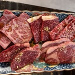 焼肉居酒屋おにやんま - 黒毛和牛5種