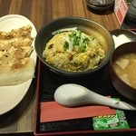 Hitokuchi Gyouza Semmon Ten Akasaka Chibisuke - 餃子、チャーハン定食