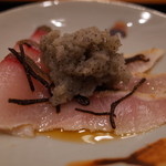 銀座おかもと - 天然縞鯵の焼き霜 京都の黒い辛味大根 塩昆布 2015.2.x