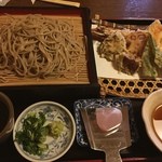 Soba Udon Yamabiko - めずらしい 岩塩
                        天婦羅も美味しかった！！