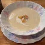 洋食屋じゃがいも - じゃがいもポタージュ