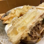 ふたば製麺 - 肉とろ玉ぶっかけ、海老天、ちくわ天