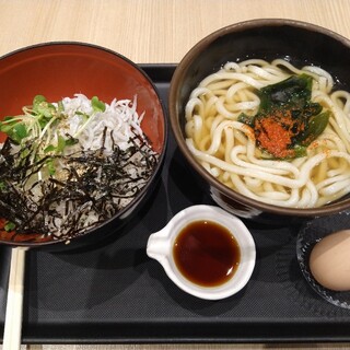 淡路島南パーキングエリア(上り)フードコート_0