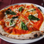 グラーツィエ - 白魚と菜の花のピザ
