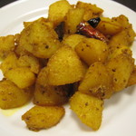 ネパール家庭料理 ホワイトヒマラヤ - アルブテコ（じゃがいも炒め）　￥550