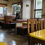 レストランイート - 店内観