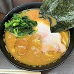 ラーメン 杉田家 千葉祐光店