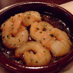 バル・イスパニヤ - 小エビのガーリックオイル煮