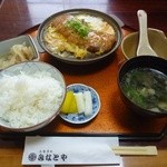 Minatoya - カツ鍋定食
