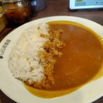 CoCo壱番屋 - ポークカレー（ご飯400㌘）｡