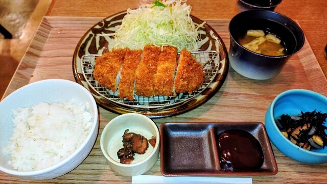 とんかつ料理と京野菜 鶴群 大丸神戸店 - 旧居留地・大丸前/とんかつ