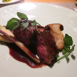 eclat - 黒毛和牛ソテー赤ワインソース