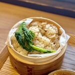 大福茶屋さわた - 蒸篭で蒸された香り高いタケノコおこわ.°ʚ(*´꒳`*)ɞ°.