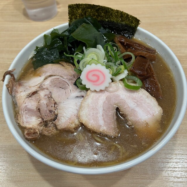 Jikaseimen Menya Rokutosei - Inadazutsumi/Ramen | Tabelog