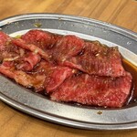 焼肉酒場よんちゃん - ■よんちゃんカルビ ¥650 (コスパすごいです)