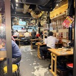 焼肉酒場よんちゃん - 店内