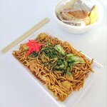 足利名物屋台 とみや - 料理写真:ポテト入り焼きそば