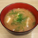 松屋 - 豚汁（180円）