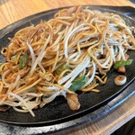 想夫恋 - 焼そば 1,150円