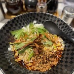 名驛式担々麺 しゃち福 - 