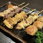 完全個室 鍋＆地雞之燒鳥 初代鳥藏 海濱幕張店 - 