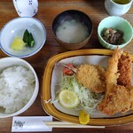 天杉 - 料理写真:四食定食￥1,100。ボリュームもお味もグッド！