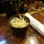 やきとり大吉 - お通し。