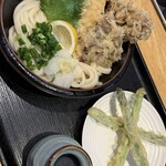 情熱うどん わらく - 