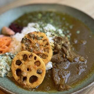 パティシエが作るご飯も楽しめる、お得な喫茶エラブルのコース
