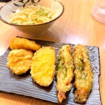 考えるな、うどん食え。 - 