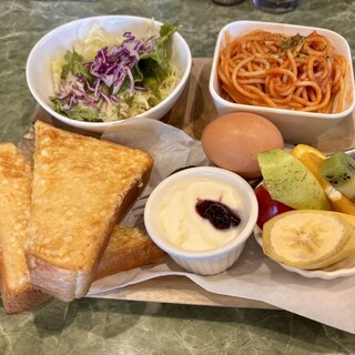 カフェ ド マキ_1