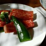 焼肉六福 - 特選カルビランチ（並盛）のお肉。